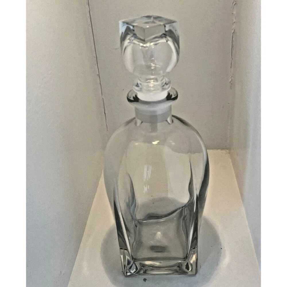 Luigi Bormioli Rossini Glass Decanter With Stopper Made In Italy Discontinued